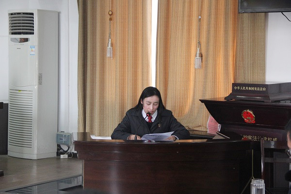 讲话 刘晓艳.jpg