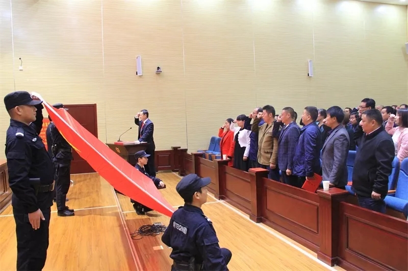 10.25大悟法院举办人民陪审员任职宣誓仪式暨任前培训会.webp (1).jpg